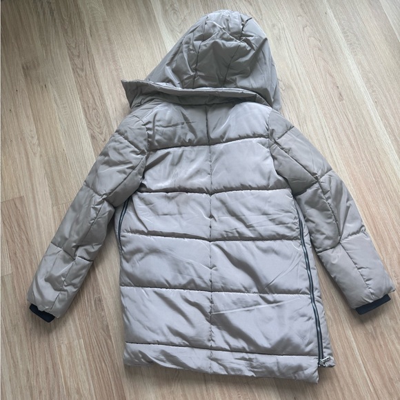 Steve Madden Zip Puffer - Picture 3 of 3